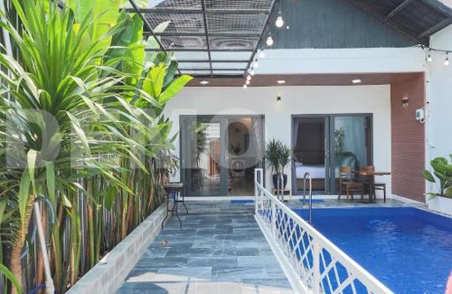 Son Tra Villa | Cozy Villa Mini for Couples Steps from the Beach
