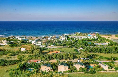 Kato Gouves Villa | Villa Minos: Family-Friendly Retreat with Inviting Pool