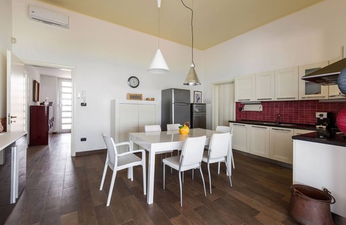 Torre Suda House | Idyllic Villa Miramare with Ocean View & Pool Amenities