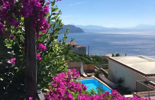 Conca dei Marini Villa | Villa Miramare: Poolside Retreat with Ocean View Awaits