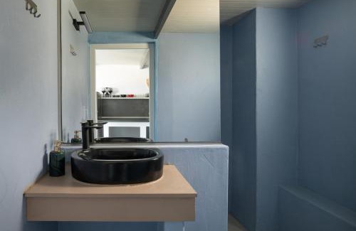 Toroni Apartment | Oceanfront Villa Miranda Roshi - Guest Rated 9.6/10