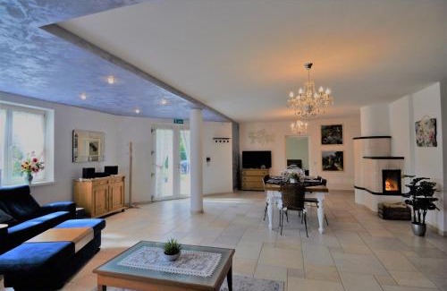 Barco Apartment | Villa Miriam: Top-Rated 4-Star Hotel for Families and Pets