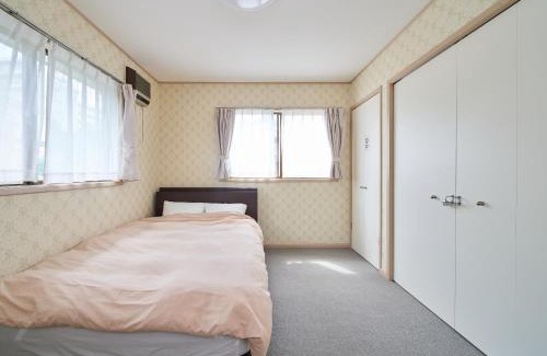 Miura House | Serene Villa Miura Beach - Family-Friendly Getaway Awaits