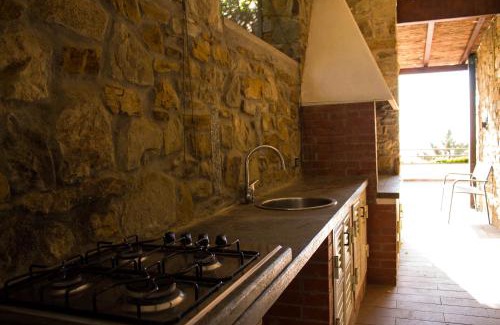 Castiglione della Pescaia Villa | Villa Monte Bianco: Pet-Friendly Retreat with 9.7 Rating