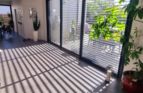 Bordeaux-Lac Villa | Modern Villa with Pool, 5 Minutes Bike Ride to Bordeaux