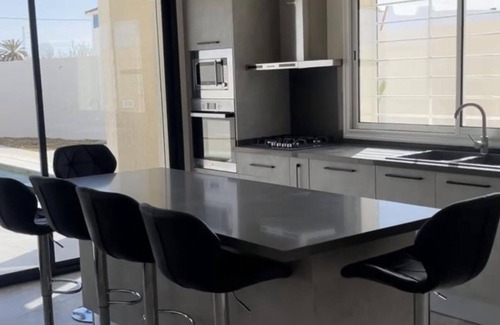 Houmt Souk Villa | Modern Villa with Pool in Djerba – Family & Pet Friendly