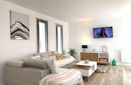 Houlgate House | Modern Villa Houlgataise with Rooftop & Ocean Views