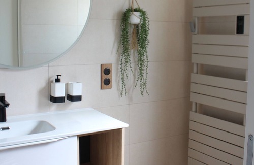 Collioure House | Modern Villa with Terrace and Scenic Views for Families