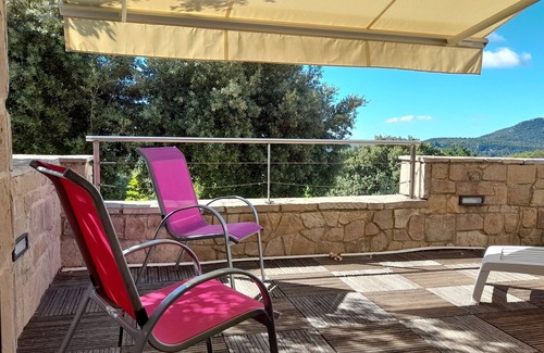 Valflaunes House | Modern Villa with Pool Near Pic Saint Loup for Relaxation