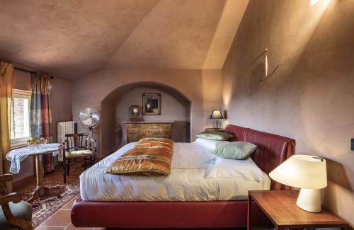 Albaretto della Torre House | Discover Villa Moglietta: 10/10 Stay with Hot Tub & Dining