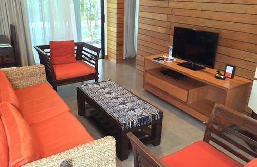 Pantai Tengah Resort | Villa Molek: Relax by the Pool and Indulge at Our Spa