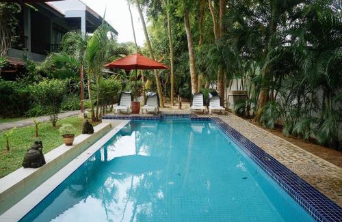 Pantai Tengah Resort | Villa Molek: Guest Rated 9/10 with Pool & Breakfast