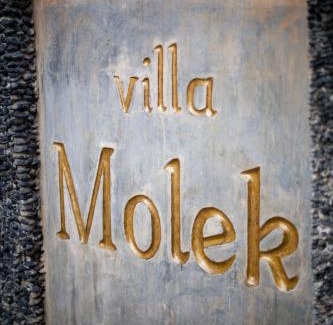 Pantai Tengah Resort | Villa Molek: Guest Rated 9/10 with Pool & Breakfast