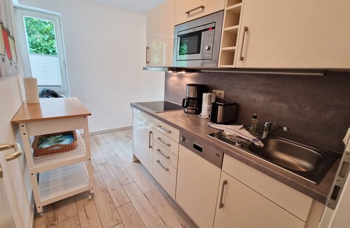 Sassnitz Apartment | Villa Monika: Family-Friendly Retreat with Ocean Views