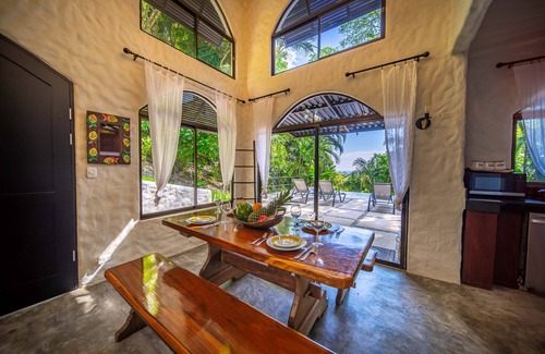 Manuel Antonio House | Villa Mono Titi - Guest Rated 9.8 with Private Pool & Spa