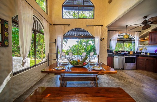 Manuel Antonio House | Villa Mono Titi - Guest Rated 9.8 with Private Pool & Spa