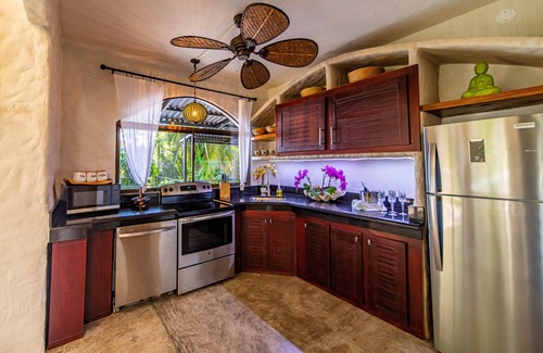 Manuel Antonio House | Villa Mono Titi - Guest Rated 9.8 with Private Pool & Spa