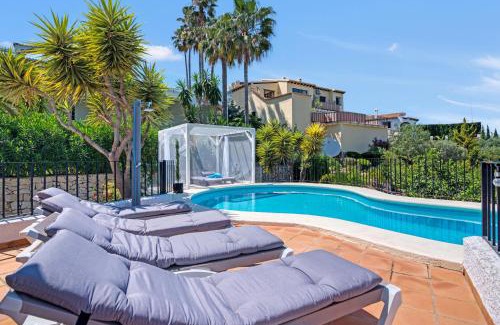 Monte Pego House | Villa Monte Pego: Family-Friendly Retreat with Pool Access
