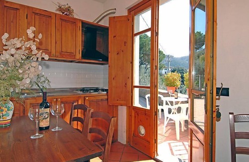 Giugnano Apartment | Relaxing Villa Morosi with Pool, Spa & Pet-Friendly Stays