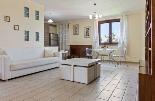 Montone Villa | Villa Morotti: Relax by the Pool in Montone, Umbria