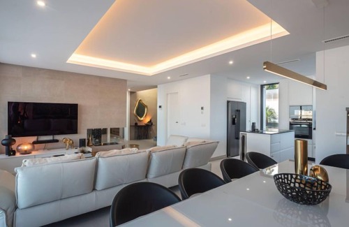 Manilva House | Experience Villa Morris: Oceanfront Bliss with Private Pool