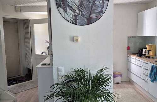 Koillinen District House | Villa Mosahiisi Charming Poolside Getaway