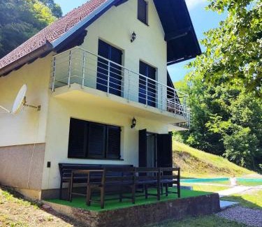 Republika Srpska House | Villa Mostanica, Kozarska Dubica