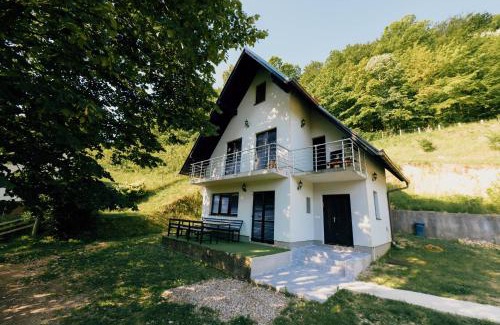 Republika Srpska House | Villa Mostanica, Kozarska Dubica