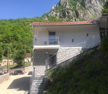North Macedonia Villa | Villa Mountain View: Family-Friendly Retreat with Kitchen