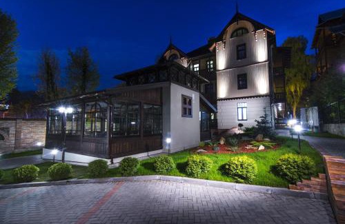 Truskavets Hotel | Villa Mozart: Pet-Friendly Hotel with Family Amenities
