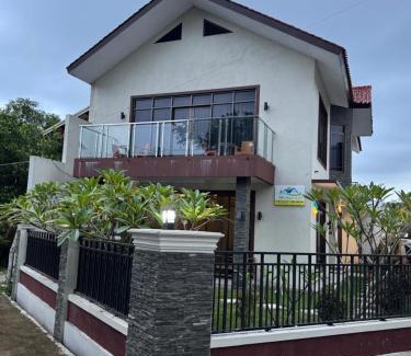 Majalengka House | Villa Munjul Indah - Oceanfront Escape in Majalengka