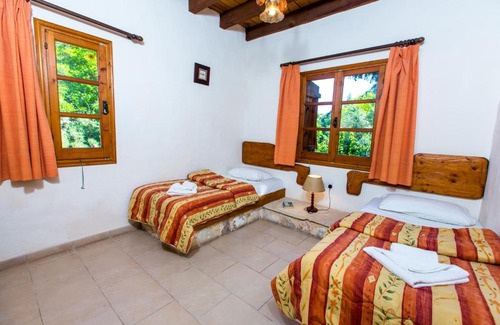 Miliou Villa | Villa Mylos: 4-Star Retreat with Pool & Hot Tub Amenities