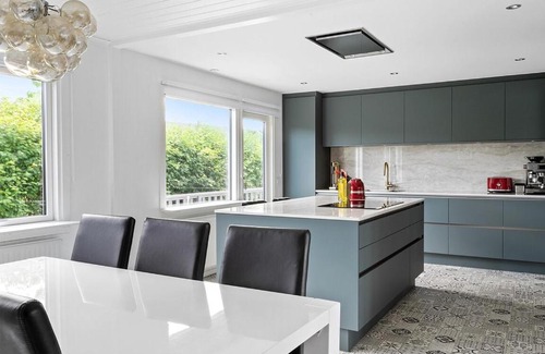 Skallinge Villa | Cozy Villa Near Varberg and Ullared with Ocean View