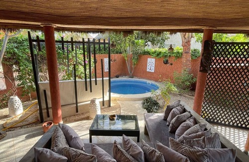 Saly Villa | Beachside Résidence du Port: Family-Ready with Ocean Views