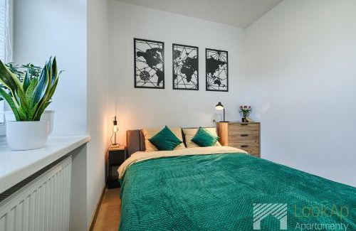 Srodmiescie Apartment | Villa na Radiostacji by LookAp