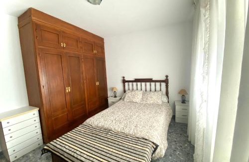 Fondon House | Escape to Casa Rural: Family-Friendly with a Magnificent Terrace