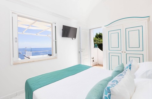 Liparlati Bed & Breakfast | Villa Nannina: Guest Rated 10/10 with Family Amenities
