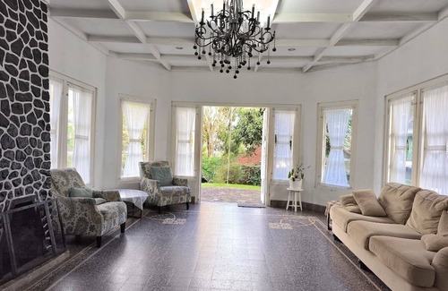 Pakem Hotel | Villa Narendra Yogyakarta