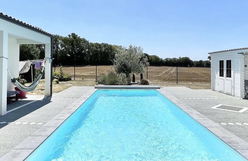 Breuil Magne Villa | Villa Nathan: Family-Friendly Retreat with Pool & Spa