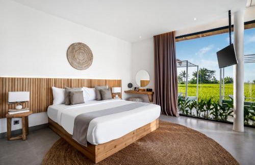 Abiansemal Villa | Relaxing Villa Nature View with Pool - 4-Star Retreat