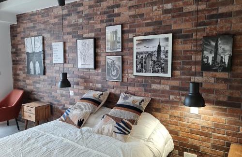 La Rochelle Bed & Breakfast | Deluxe Private Rooms at Villa NC30 with Oceanfront Views