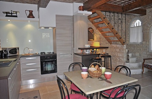 Couteron Villa | Exquisite Villa in Aix-en-Provence with Jacuzzi & Pool