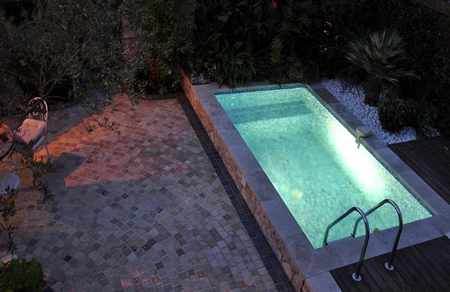 Couteron Villa | Exquisite Villa in Aix-en-Provence with Jacuzzi & Pool