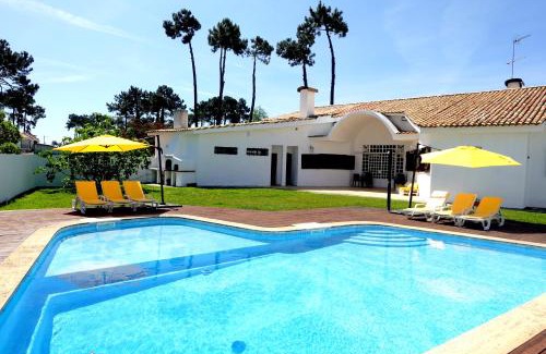 Verdizela Villa | Idyllic Villa Steps from Beach & Lisbon with Pool Access