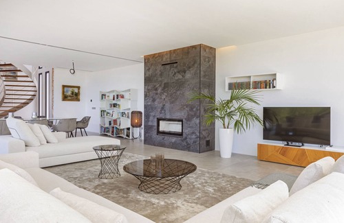 Sant Antoni de Portmany Villa | Villa near Cala Salada, sleeps 10