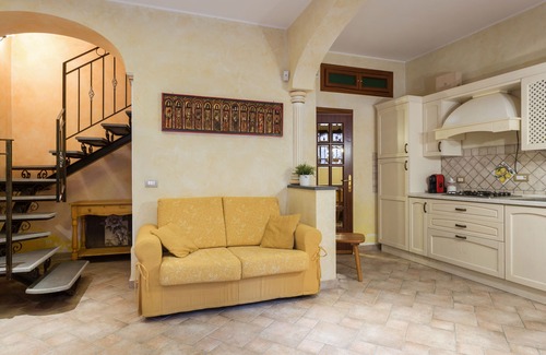 Acireale Villa | Villa Near Etna: Terrace & Sea View, Pet Friendly Stay!