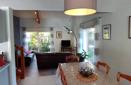 Sanguinet Villa | Idyllic Villa by Lake: Heated Pool & Pet Friendly Retreat