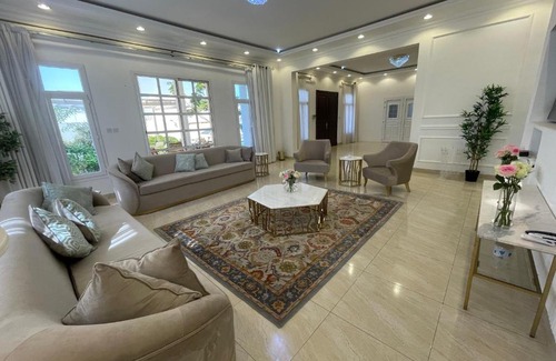 Lusail Villa | Villa Near Lusial Stadium: Family-Friendly Retreat with Pool