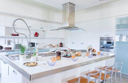 Divignano House | Inviting Villa Near Milan with Private Pool and Breakfast