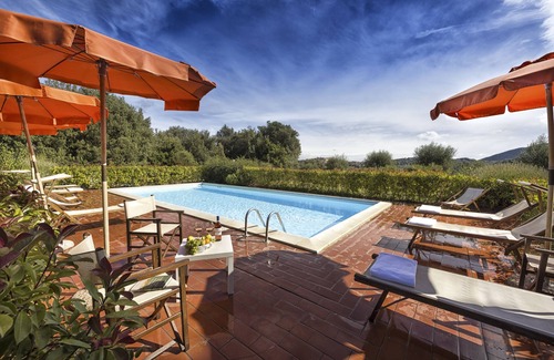 Trequanda Villa | Relaxing Villa near Siena with Private Pool & Garden